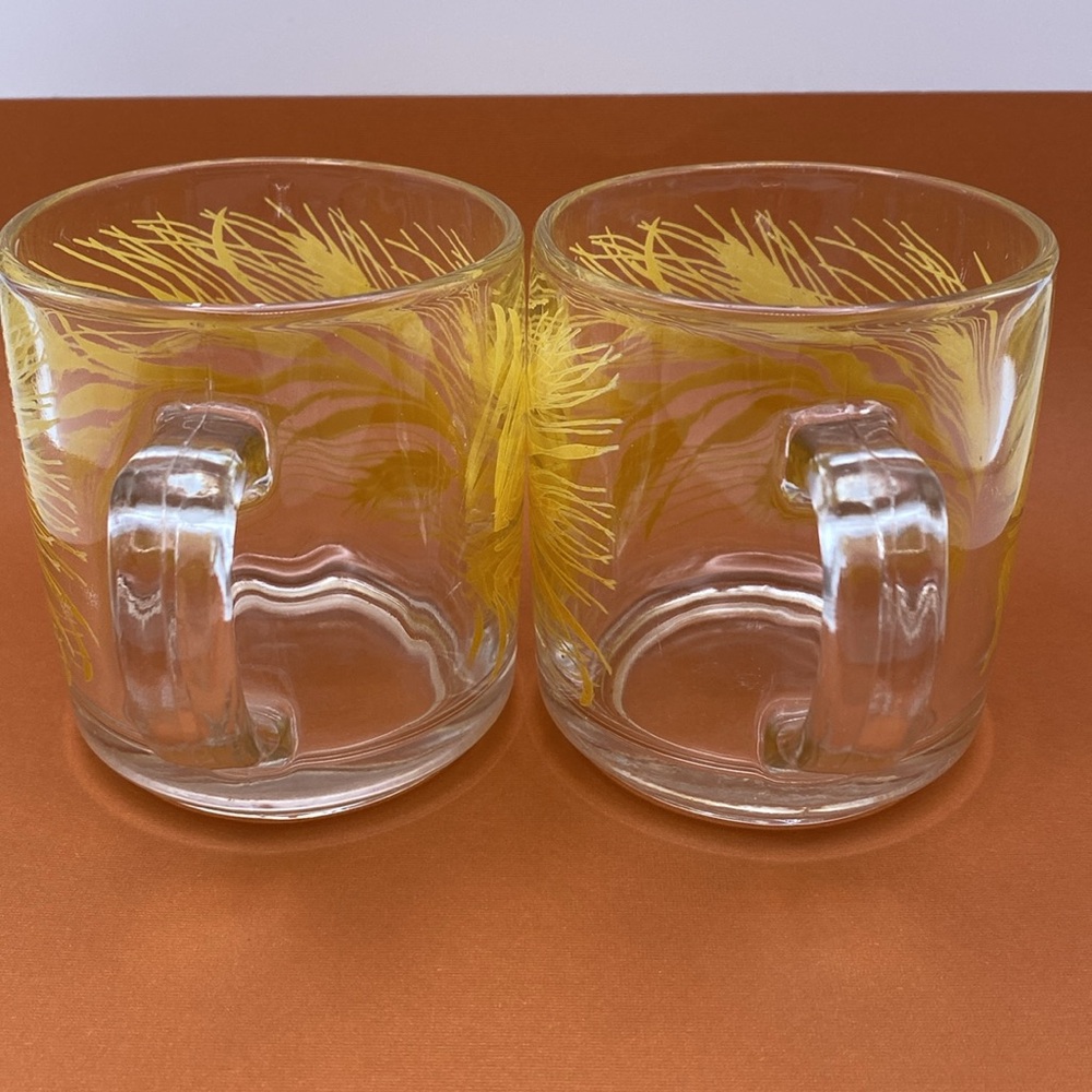 Vintage Libby Golden Yellow Wheat Glass Coffee Cups Made In USA Set Of Two - Picture 3 of 6